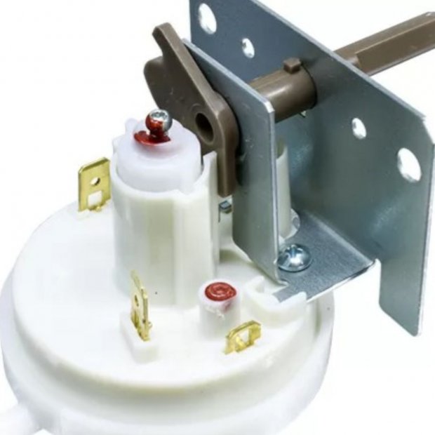 PRESSOSTATO LT60 - 3 NIVEIS 64786937 47424410000 A10264301